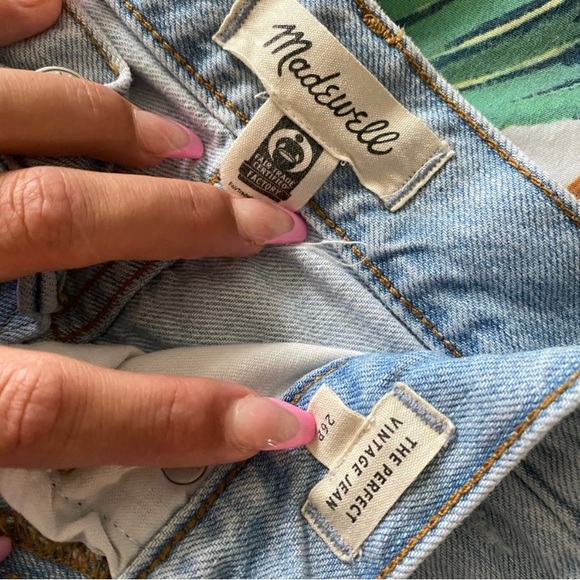 Madewell the perfect mom jeans - Picture 4 of 5
